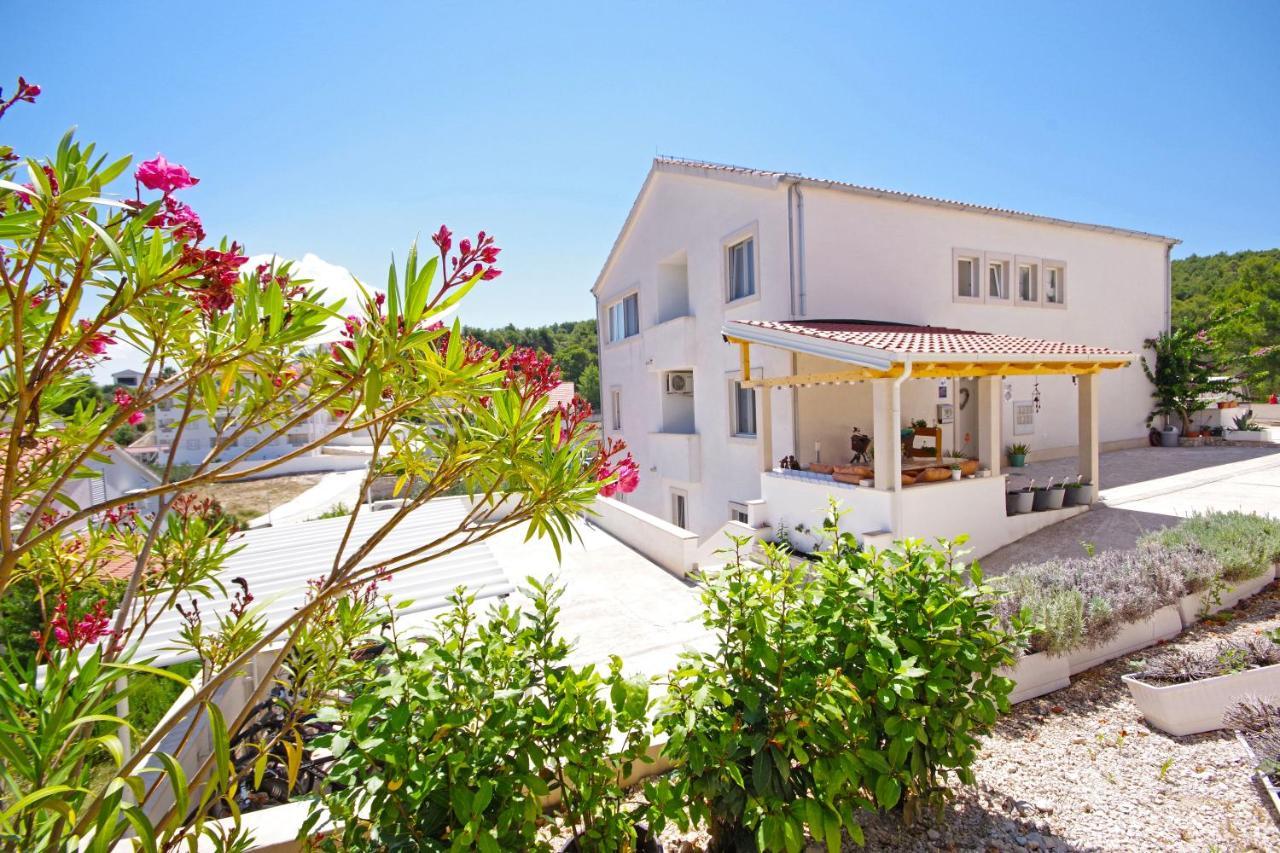 Apartments Silva Sutivan Εξωτερικό φωτογραφία